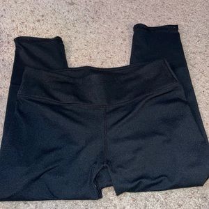 Fabletics cropped leggings!